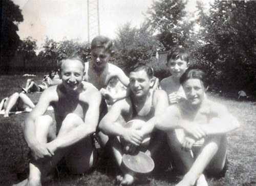 Youth group, with Yitzhak and Saul Katz