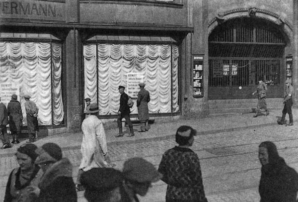 Boycott of Biermann Store in Gera, 1933.