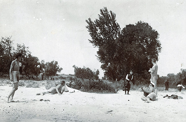 Beach party, 1916.